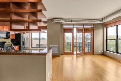 Rare opportunity to own a premium top-floor corner unit in Eat - photo 12