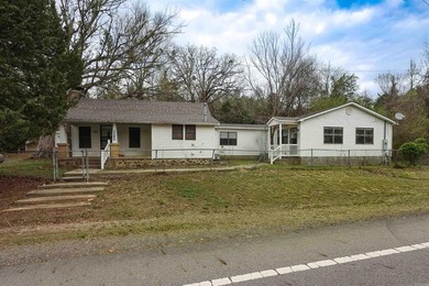 Lake Ouachita Home For Sale in Mount Ida Arkansas