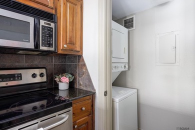 Experience downtown living at its finest with this exceptional 2 - photo 10