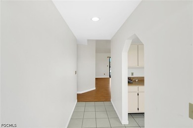 Welcome to Baruna Bay in desirable Southwest Cape Coral. This - photo 14