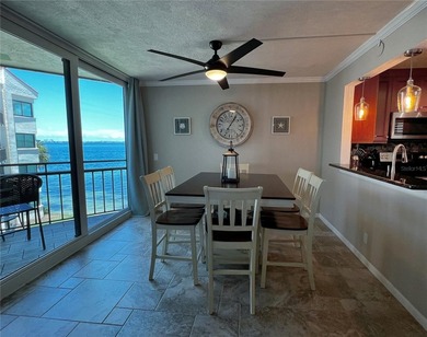 Welcome to La Puerta Del Sol, a serene waterfront retreat - photo 17