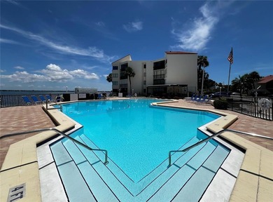 Welcome to La Puerta Del Sol, a serene waterfront retreat - photo 28