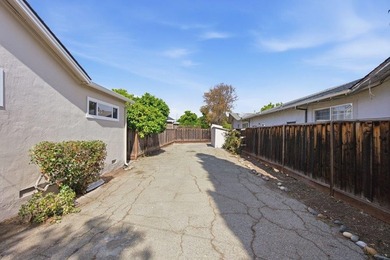 Great Value Duplex! Live on one side and rent out the other! - photo 36