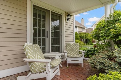 Welcome to 213 Corey Lane, a beautifully updated townhouse - photo 4