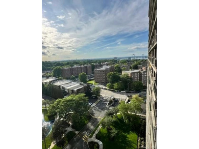 Welcome to this desirable 15th-floor Studio apartment located in - photo 2