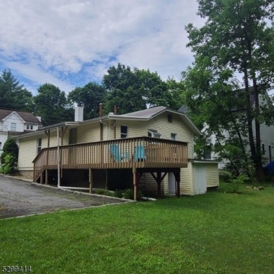 Budd Lake Home For Sale in Mount Olive Twp. New Jersey