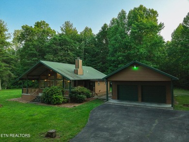 Welcome to Mayland Farm, an extraordinary opportunity to own one - photo 6