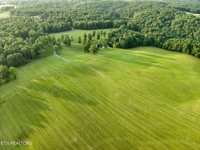 Welcome to Mayland Farm, an extraordinary opportunity to own one - photo 7