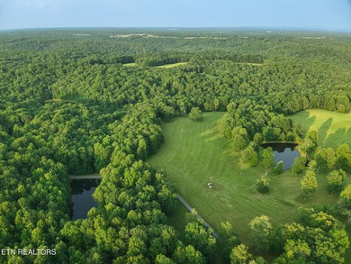Welcome to Mayland Farm, an extraordinary opportunity to own one - photo 9