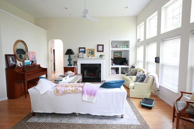 Nicely updated home in well desired area of the Grand Oaks - photo 8