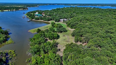 Waterfront acreage located on the west side of Lake Nocona and - photo 13