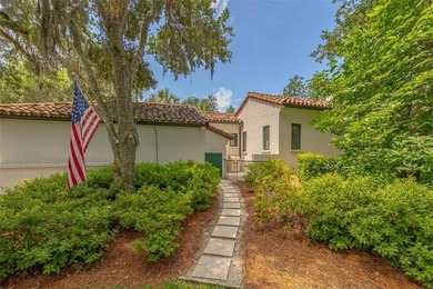 Quaint Charm. Timeless Design. Exclusive Privacy. Nestled on a - photo 14