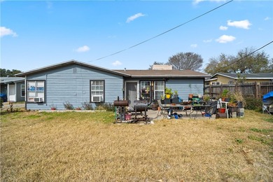 Welcome to 1506 Devon Dr - a well-kept Corpus Christi home - photo 15