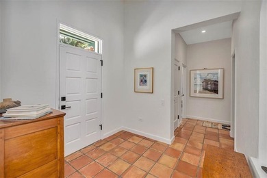 Quaint Charm. Timeless Design. Exclusive Privacy. Nestled on a - photo 15