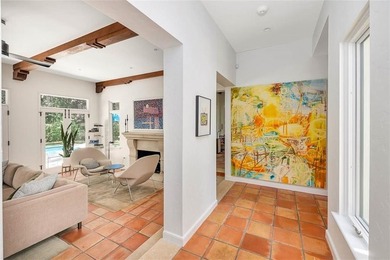 Quaint Charm. Timeless Design. Exclusive Privacy. Nestled on a - photo 16
