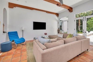 Quaint Charm. Timeless Design. Exclusive Privacy. Nestled on a - photo 19