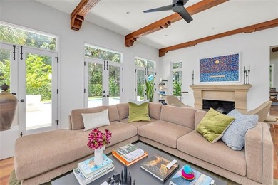 Quaint Charm. Timeless Design. Exclusive Privacy. Nestled on a - photo 21