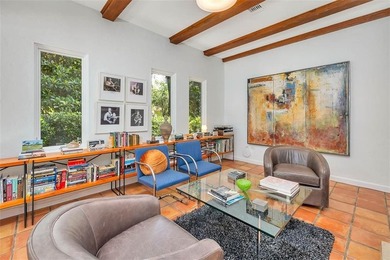 Quaint Charm. Timeless Design. Exclusive Privacy. Nestled on a - photo 23
