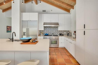 Quaint Charm. Timeless Design. Exclusive Privacy. Nestled on a - photo 29