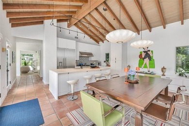 Quaint Charm. Timeless Design. Exclusive Privacy. Nestled on a - photo 31