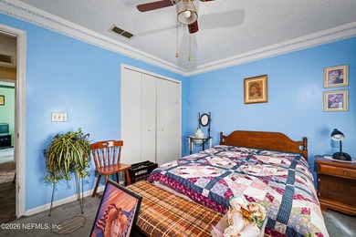 Cash opportunity - 4BR layout - Screened lanai - Fenced yard - - photo 22