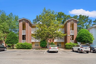 Move-in Ready and Close to Everything! Fall in love with this - photo 4