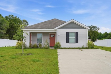 Welcome to 224 Jeff Waters Circle, a beautifully maintained - photo 1