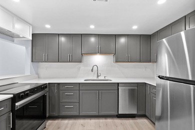 Experience coastal living in this beautifully updated 2-bedroom - photo 4