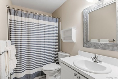 Discover exceptional value in the heart of Port Jefferson - photo 25