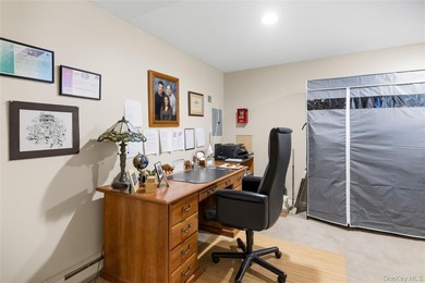 Discover exceptional value in the heart of Port Jefferson - photo 28