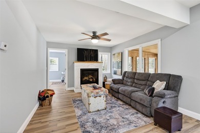 Recently remodeled and thoughtfully updated, this 3-bedroom - photo 29