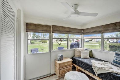 Beautifully updated 1-bedroom, 1-bath corner villa in the - photo 29