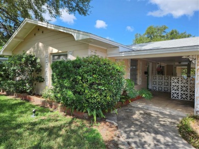 Lake Arnold Home For Sale in Orlando Florida