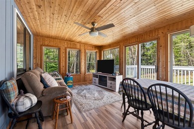 Recently remodeled and thoughtfully updated, this 3-bedroom - photo 31