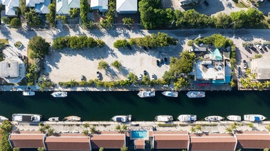 This property is on the Oceanside of Downtown Key Largo with 500 - photo 3