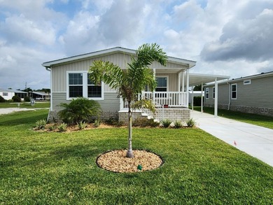 Make your new home in Crystal Lakes Ft. Myers, a well-maintained - photo 7