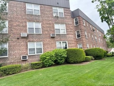 This unit comes with ONE Parking Spot. NO WAITLIST.. $50/month - photo 3