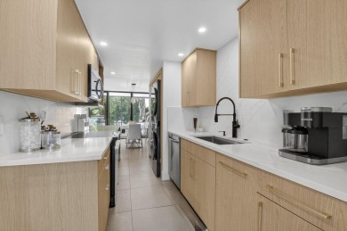 Lake Condo For Sale in Boca Raton, Florida