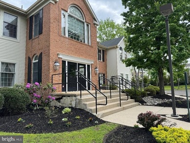 Offer has been accepted; no more showings. A rare opportunity to - photo 11