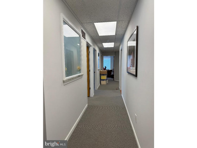 Offer has been accepted; no more showings. A rare opportunity to - photo 30
