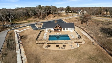 Open water lot on almost half acre in newer gated community on - photo 6