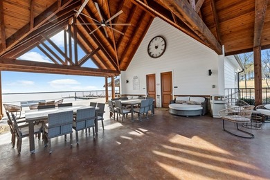 Open water lot on almost half acre in newer gated community on - photo 9