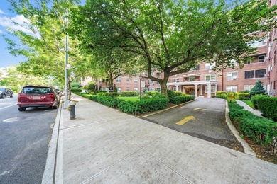 Welcome to this stunning 1-bedroom, 1-bath apartment located in - photo 3