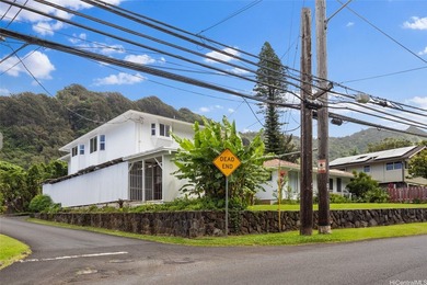 Nestled against the tranquil backdrop of the Ko'olau Range, this - photo 4