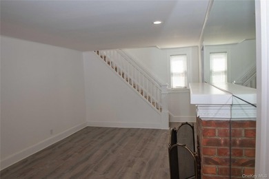 Move-in ready! Located in the highly desirable Terrace section - photo 5