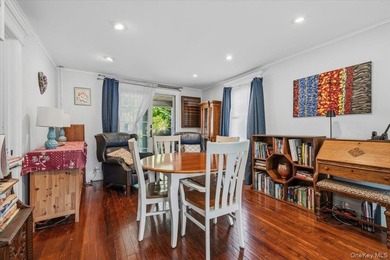 Baldwin Plaza SD, updated colonial with old world charm - photo 8