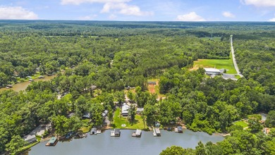 Dollbaby turn keylake property! SUPERB LOCATION! Just bring your - photo 13