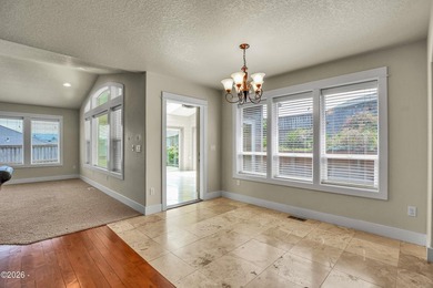 Excellent opportunity to own this gorgeous, custom single-level - photo 13