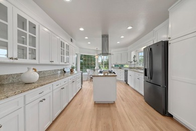 Exceptional opportunity located at the corner of Shannon and - photo 14