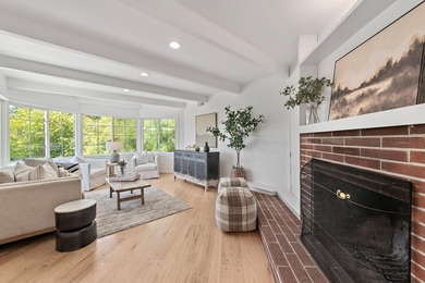 Exceptional opportunity located at the corner of Shannon and - photo 18